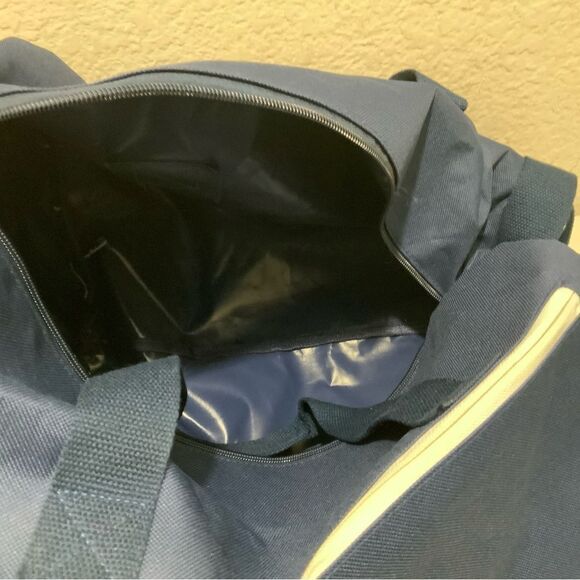 Tommy Bahama Weekender Travel Duffle Bag Blue Nylon Canvas - Picture 8 of 9